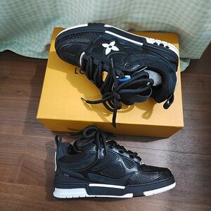 Louis Vuitton Black Mesh Sneakers